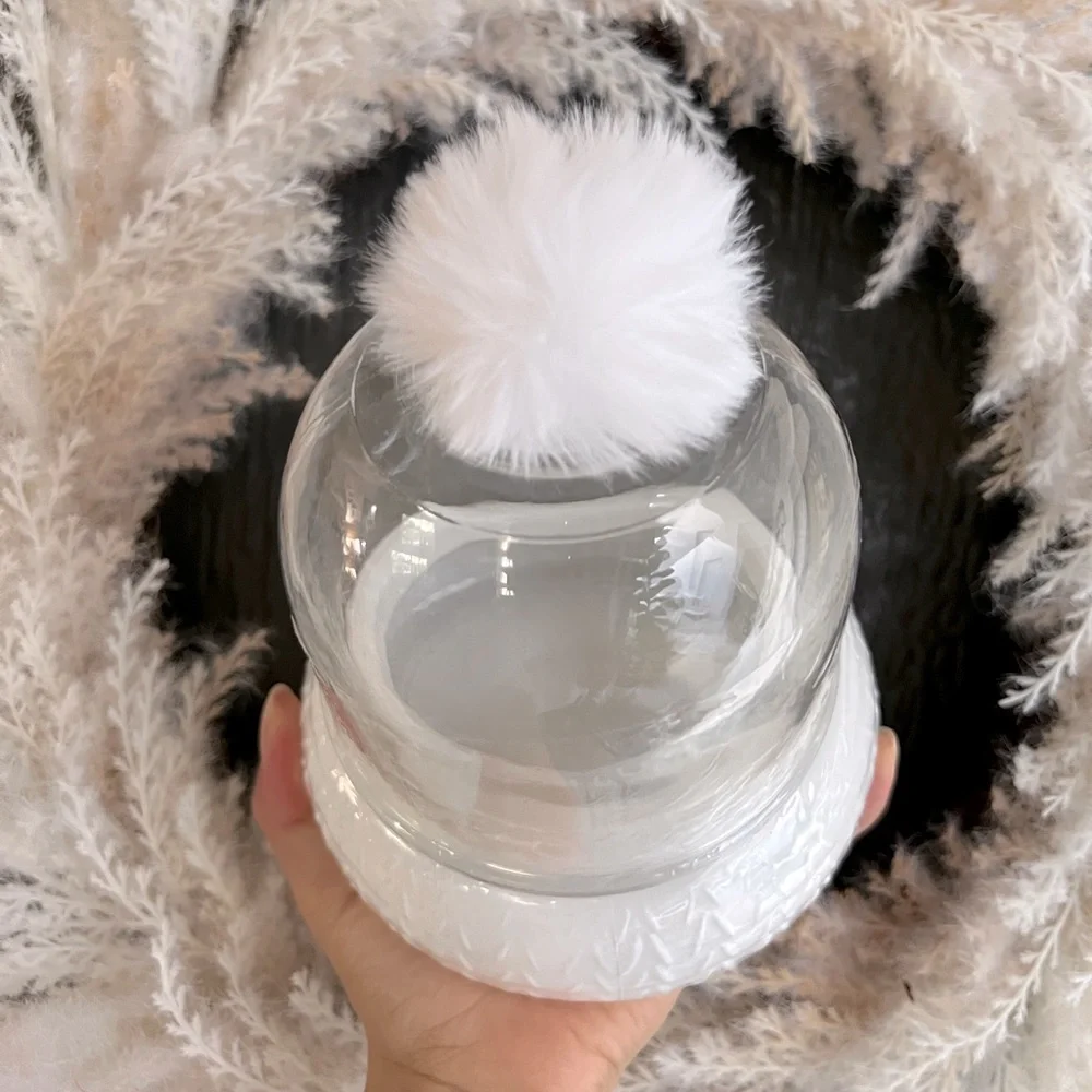 ✨NEW❄️Target Bullseye Playground Pom Pom Hat Winter Holiday Container🎄